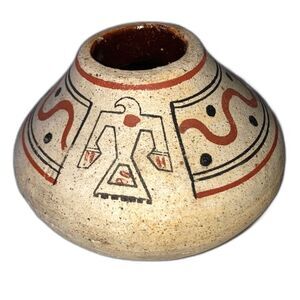 FRED HARVEY Native American Pottery Bowl Vase Signed 4 x 3 inches